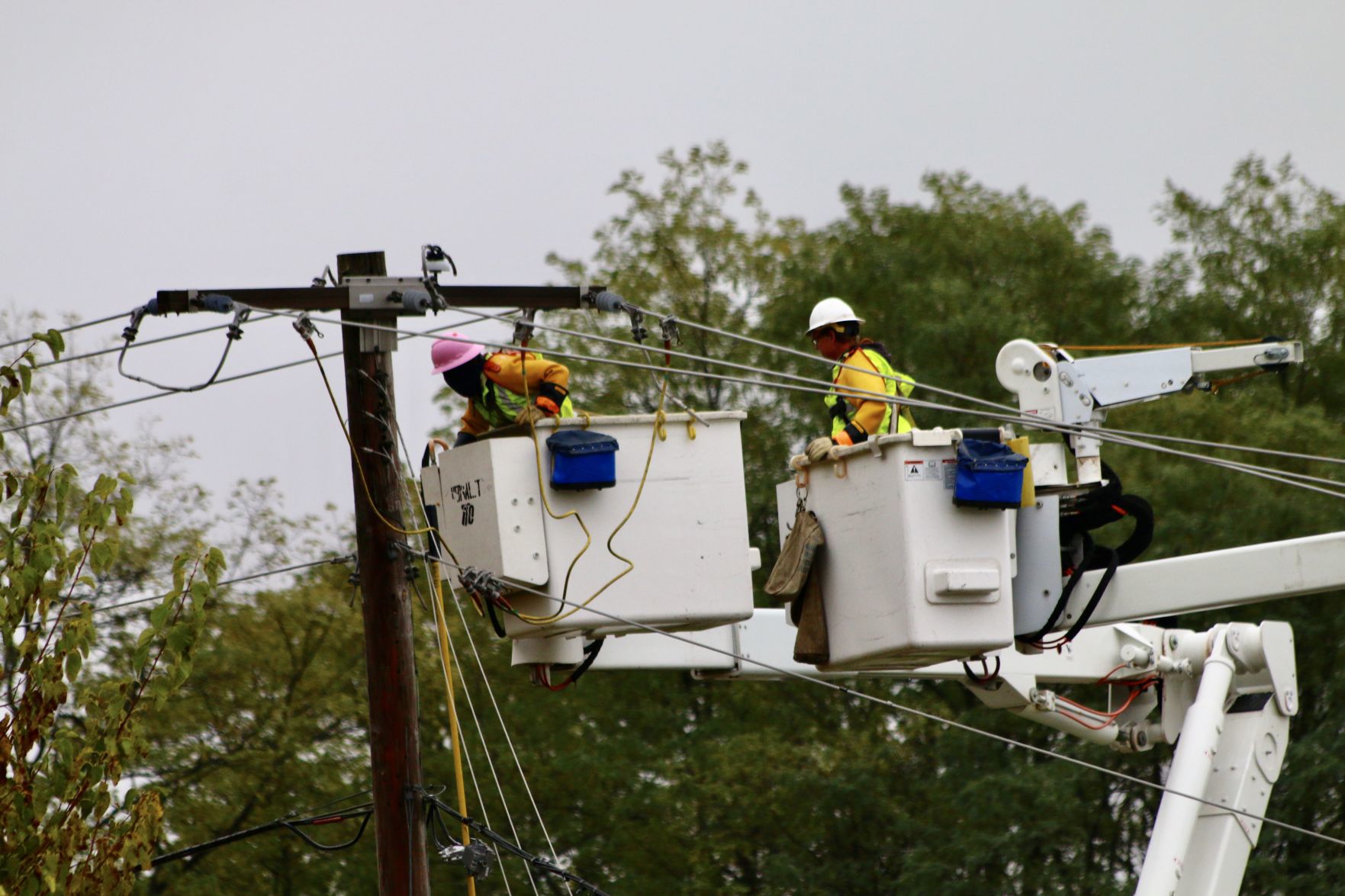 Power poles shear off in chain, knock out power in Winfield